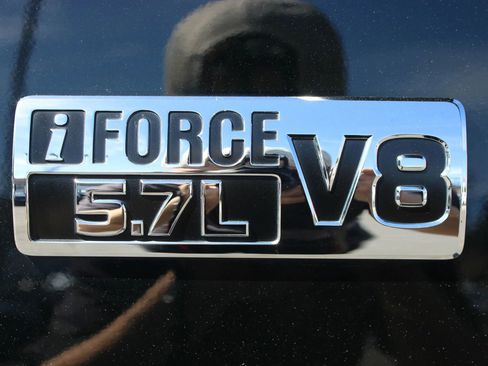 Used 2016 Toyota Tundra Limited w/ Limited Premium Package image 41