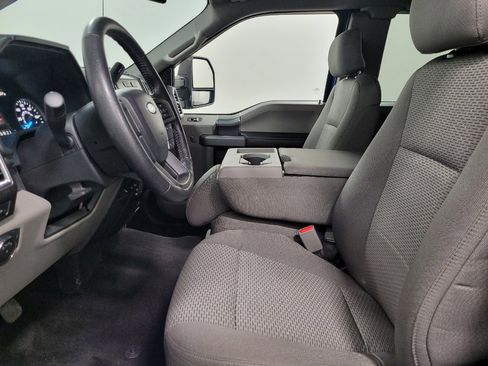 Used 2016 Ford F150 XLT w/ Equipment Group 302A Luxury image 17