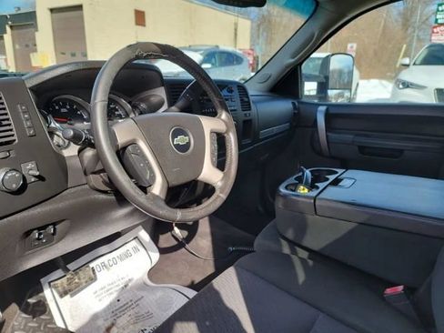 Used 2014 Chevrolet Silverado 2500 LT w/ Z71 Appearance Package AWD/4WD image 12