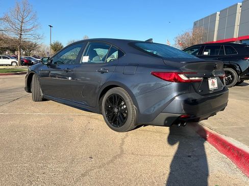 New 2026 Toyota Camry SE image 7