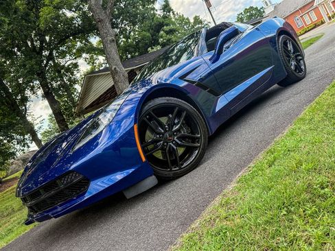Used 2017 Chevrolet Corvette Stingray Coupe w/ Carbon Flash Badge Package RWD image 8