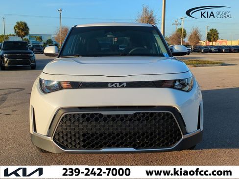 Certified 2023 Kia Soul LX w/ Option Group 015 image 3