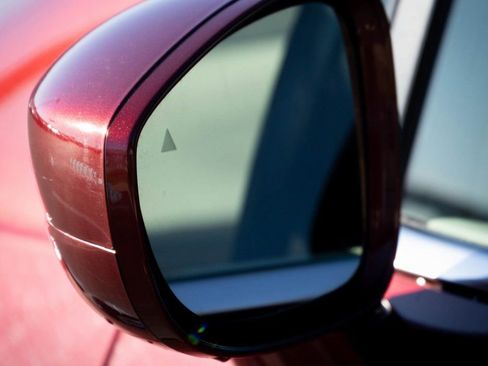 Used 2020 Chrysler Pacifica Touring-L image 22