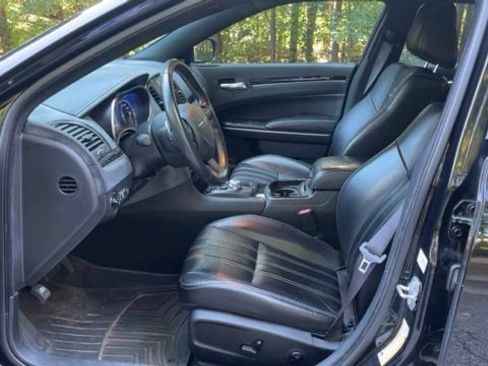 Used 2021 Chrysler 300 S w/ S Model Appearance Package RWD image 5