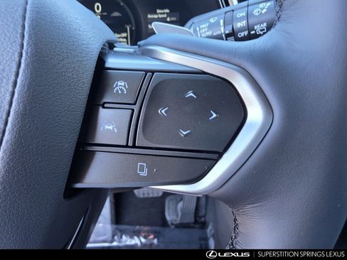 New 2026 Lexus RX 450h AWD image 23