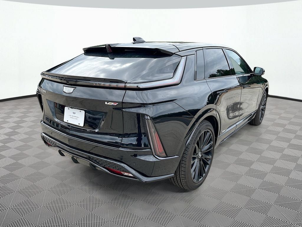 New 2026 Cadillac Lyriq V AWD/4WD image 7