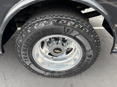 Used 2015 Chevrolet Silverado 3500 LTZ w/ Duramax Plus Package AWD/4WD image 12