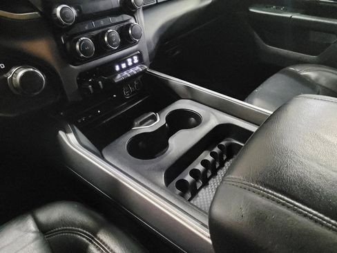 Used 2019 RAM 1500 Big Horn RWD image 22