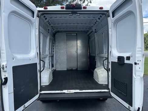 Used 2022 RAM ProMaster 1500 w/ Convenience Group image 9