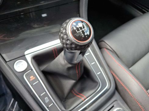 Used 2015 Volkswagen GTI S FWD image 18