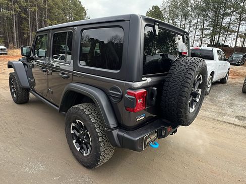 Used 2025 Jeep Wrangler Unlimited Rubicon 4xe w/ Safety Group image 10