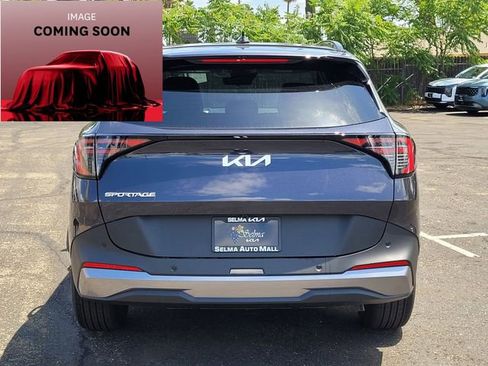 New 2026 Kia Sportage EX FWD image 5