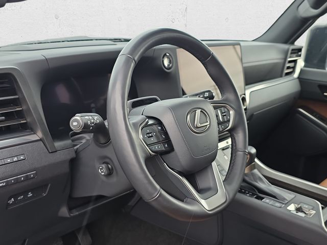 Certified 2024 Lexus GX 550 w/ Cold Area Package AWD/4WD image 18