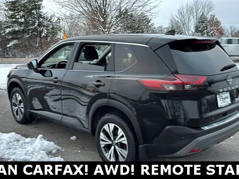 Used 2023 Nissan Rogue SV image 4