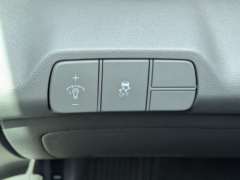 Used 2024 Hyundai Elantra SEL w/ Convenience Package FWD image 15