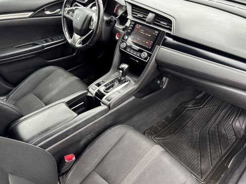 Used 2019 Honda Civic Sport image 15