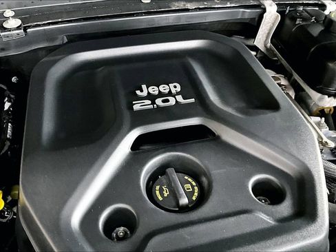 Used 2021 Jeep Wrangler Unlimited Rubicon w/ LED Lighting Group image 31