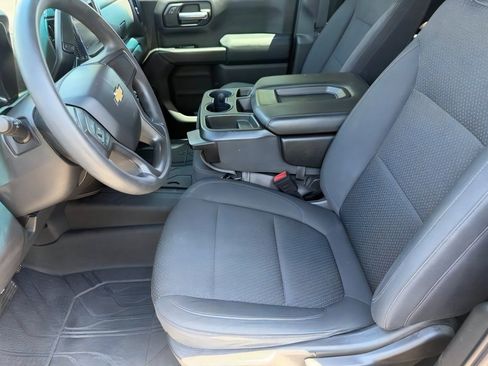 Used 2020 Chevrolet Silverado 1500 Custom w/ Custom Value Package RWD image 15