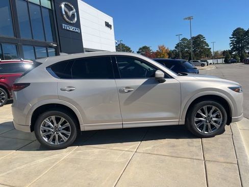 New 2025 MAZDA CX-5 AWD 2.5 S w/ Premium Plus Pkg image 3