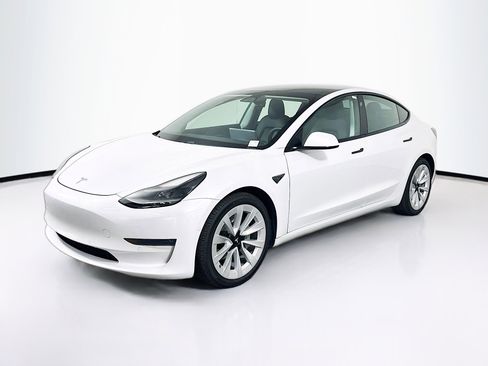 Used 2021 Tesla Model 3 Long Range AWD/4WD image 3