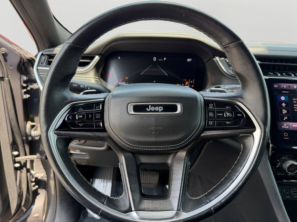 Used 2021 Jeep Grand Cherokee L Overland AWD/4WD image 19