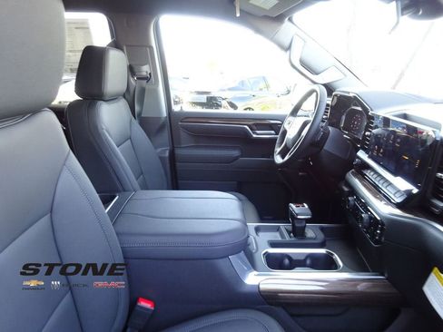 New 2026 Chevrolet Silverado 1500 LT Trail Boss AWD/4WD image 17