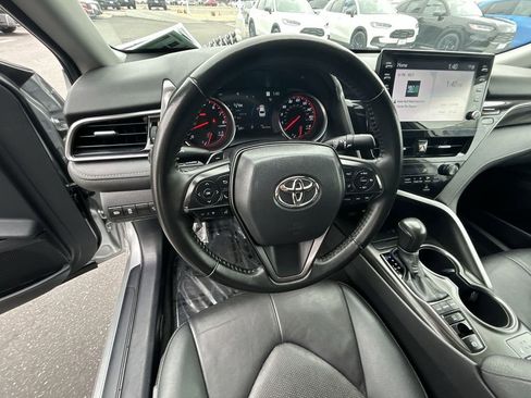 Used 2023 Toyota Camry XSE image 14