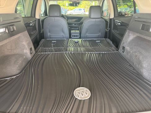 Used 2023 Buick Envision Preferred image 46