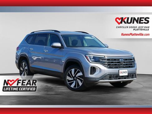 Used 2025 Volkswagen Atlas SE AWD/4WD image 1