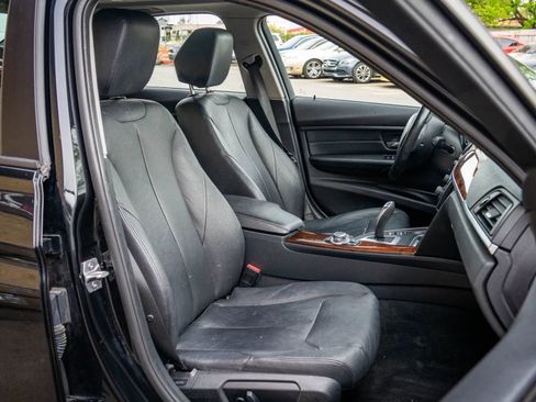Used 2013 BMW 335i xDrive Sedan AWD/4WD image 8