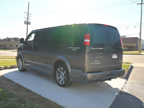 Used 2018 GMC Savana 2500 LS image 7