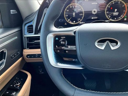 Used 2025 INFINITI QX80 Luxe image 17