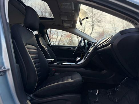 Used 2014 Ford Fusion SE image 27