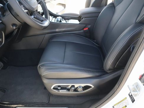 New 2025 Jeep Grand Cherokee L Overland w/ Luxury Tech Group IV image 12