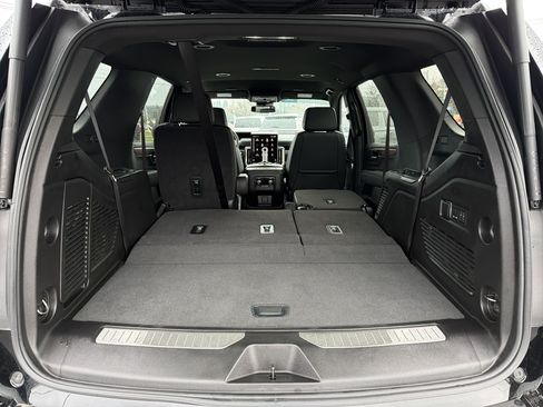 Certified 2025 GMC Yukon Denali image 5