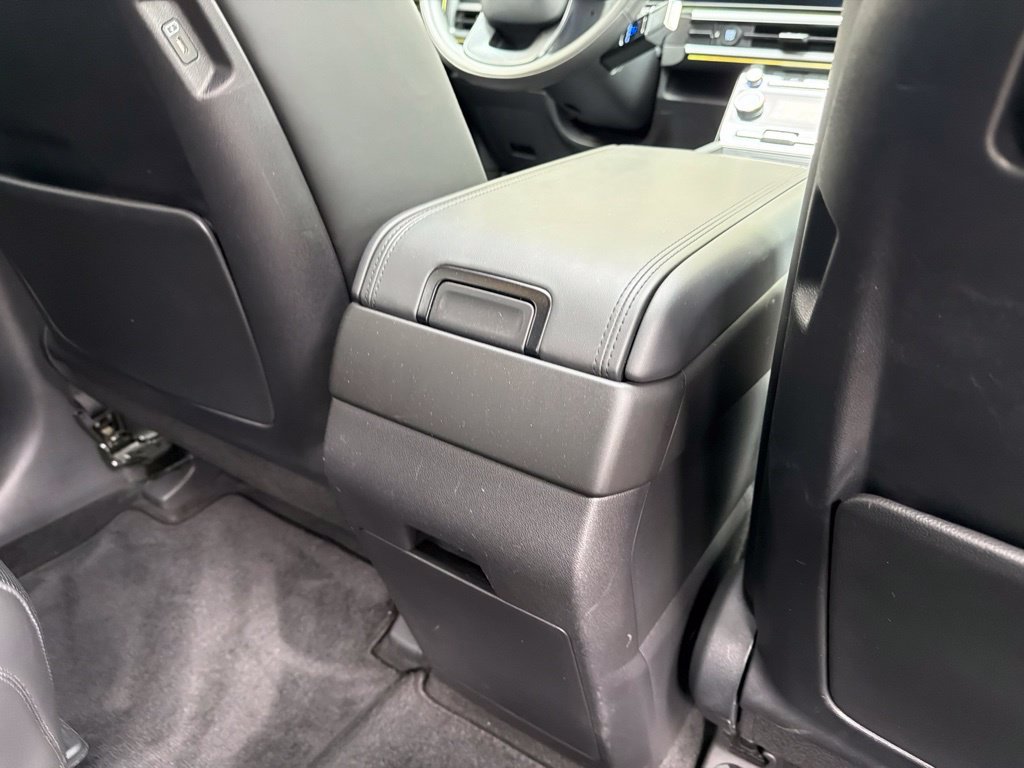 Used 2024 Hyundai Santa Fe Calligraphy FWD image 30