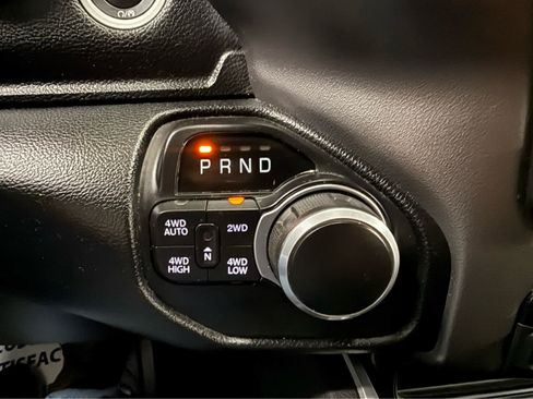 Used 2020 RAM 1500 Big Horn AWD/4WD image 16