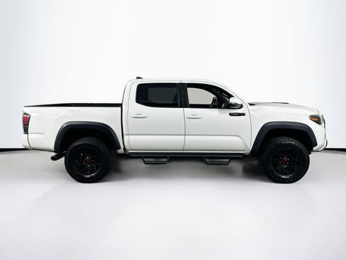 Used 2018 Toyota Tacoma TRD Pro image 4