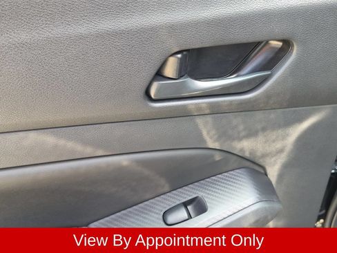Used 2025 Nissan Altima 2.5 SV FWD image 27