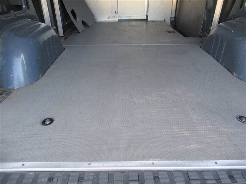 Used 2018 Mercedes-Benz Sprinter 2500 image 11