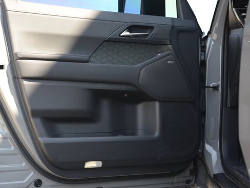 Used 2025 Lexus GX 550 AWD/4WD image 13