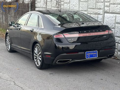 Used 2017 Lincoln MKZ Premiere image 4