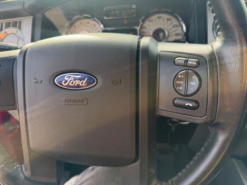 Used 2014 Ford Expedition Limited w/ Equipment Group 301A RWD image 39