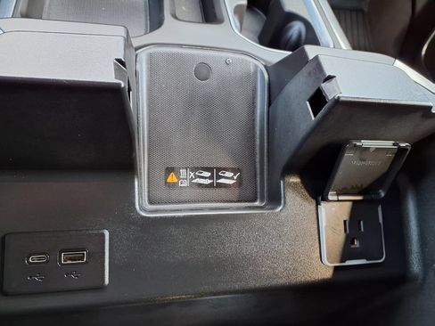 Used 2023 Chevrolet Silverado 1500 LT Trail Boss w/ Convenience Package II AWD/4WD image 11