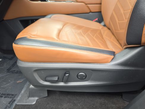 Certified 2023 Nissan Pathfinder Platinum image 28