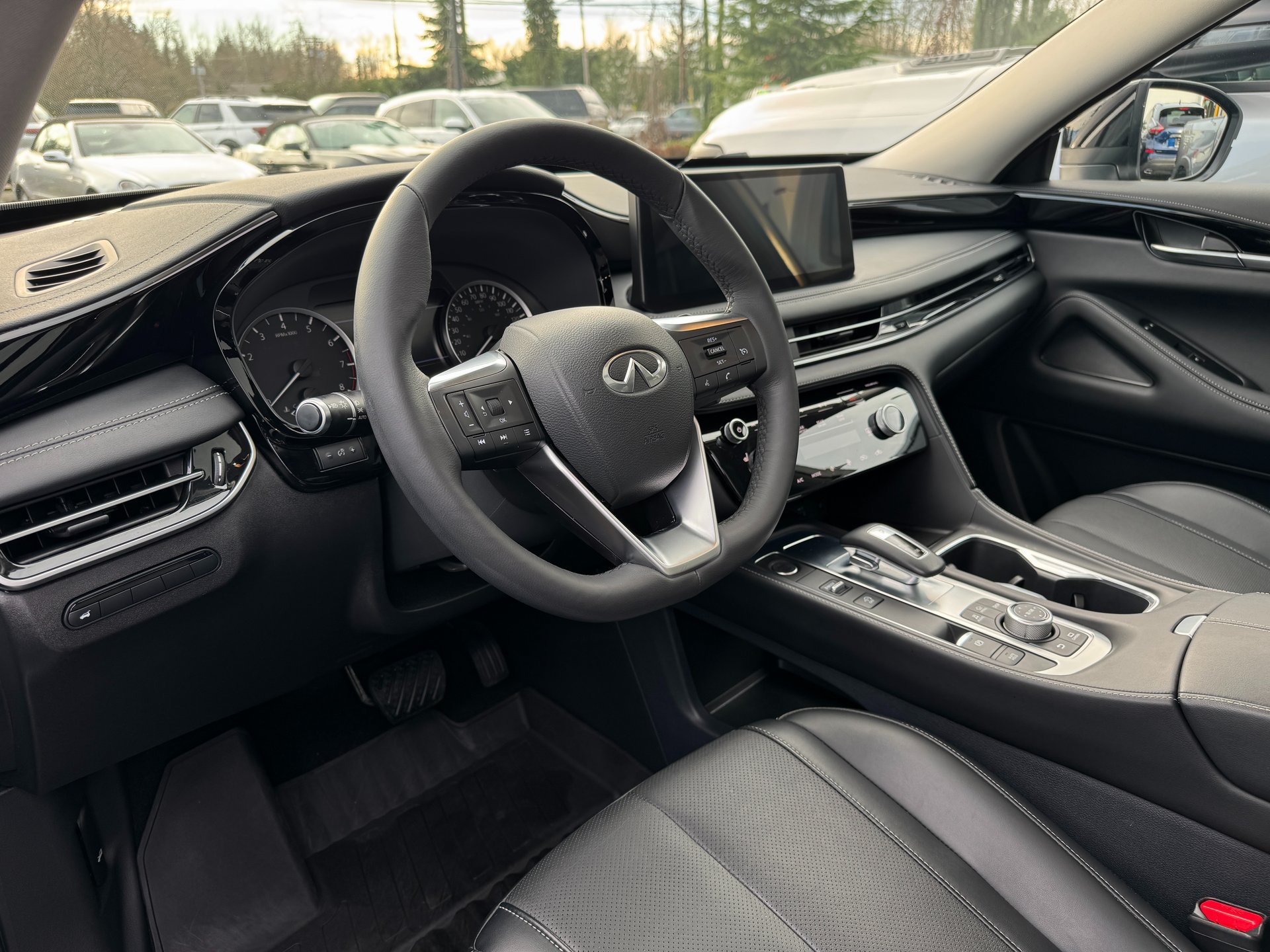 Used 2023 INFINITI QX60 Pure AWD/4WD image 28
