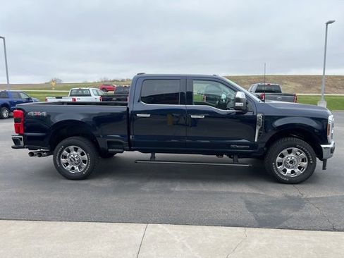 Used 2025 Ford F350 Lariat w/ Lariat Ultimate Package AWD/4WD image 4