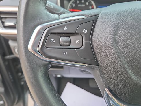 Used 2021 Chevrolet TrailBlazer ACTIV w/ Technology Package image 18