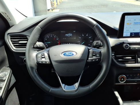 Used 2021 Ford Escape SE w/ Cold Weather Package FWD image 11