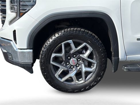 Used 2023 GMC Sierra 1500 SLT w/ SLT Premium Package image 24